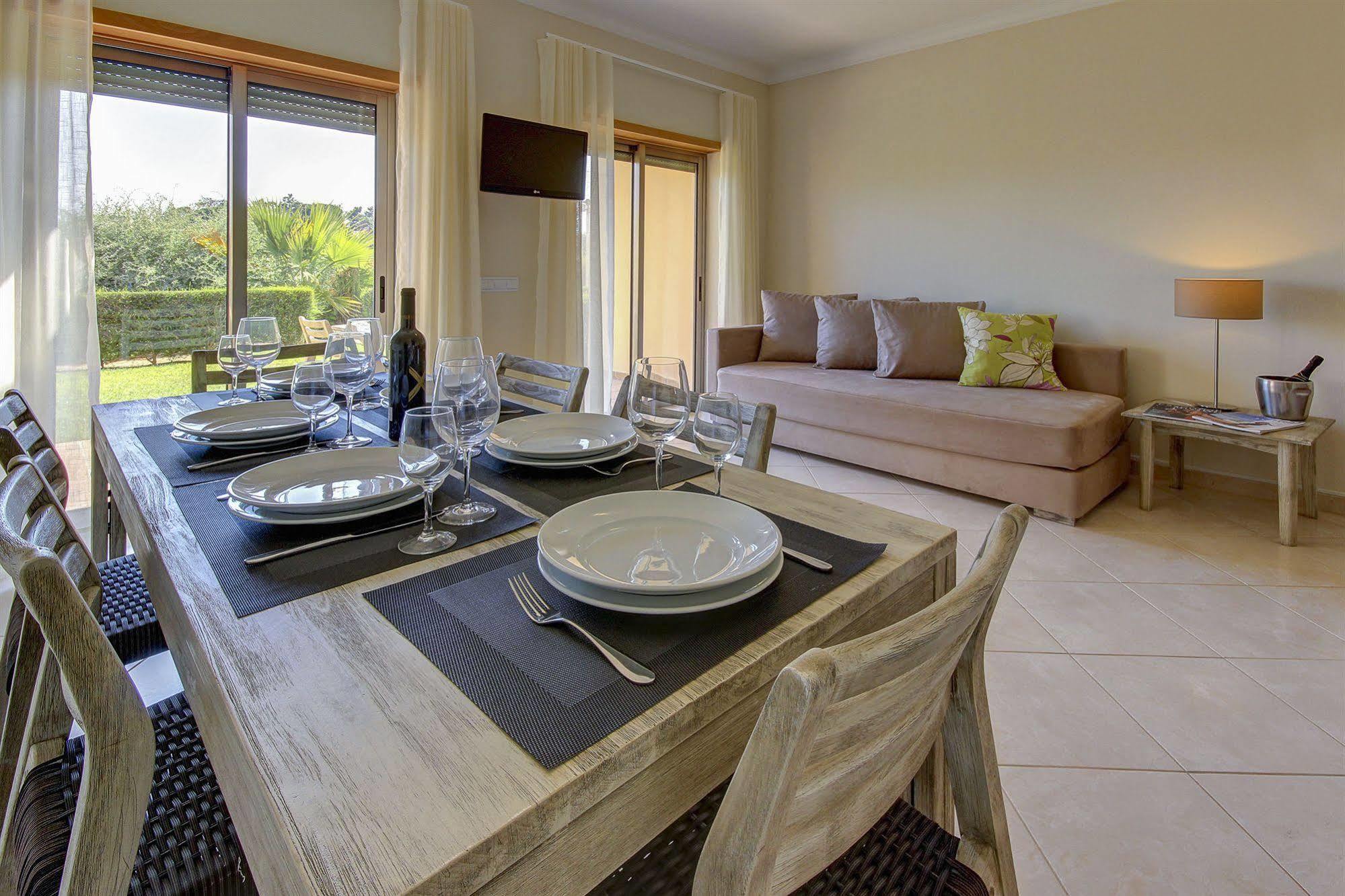 Pinheiros Da Balaia Villas Albufeira Exteriör bild